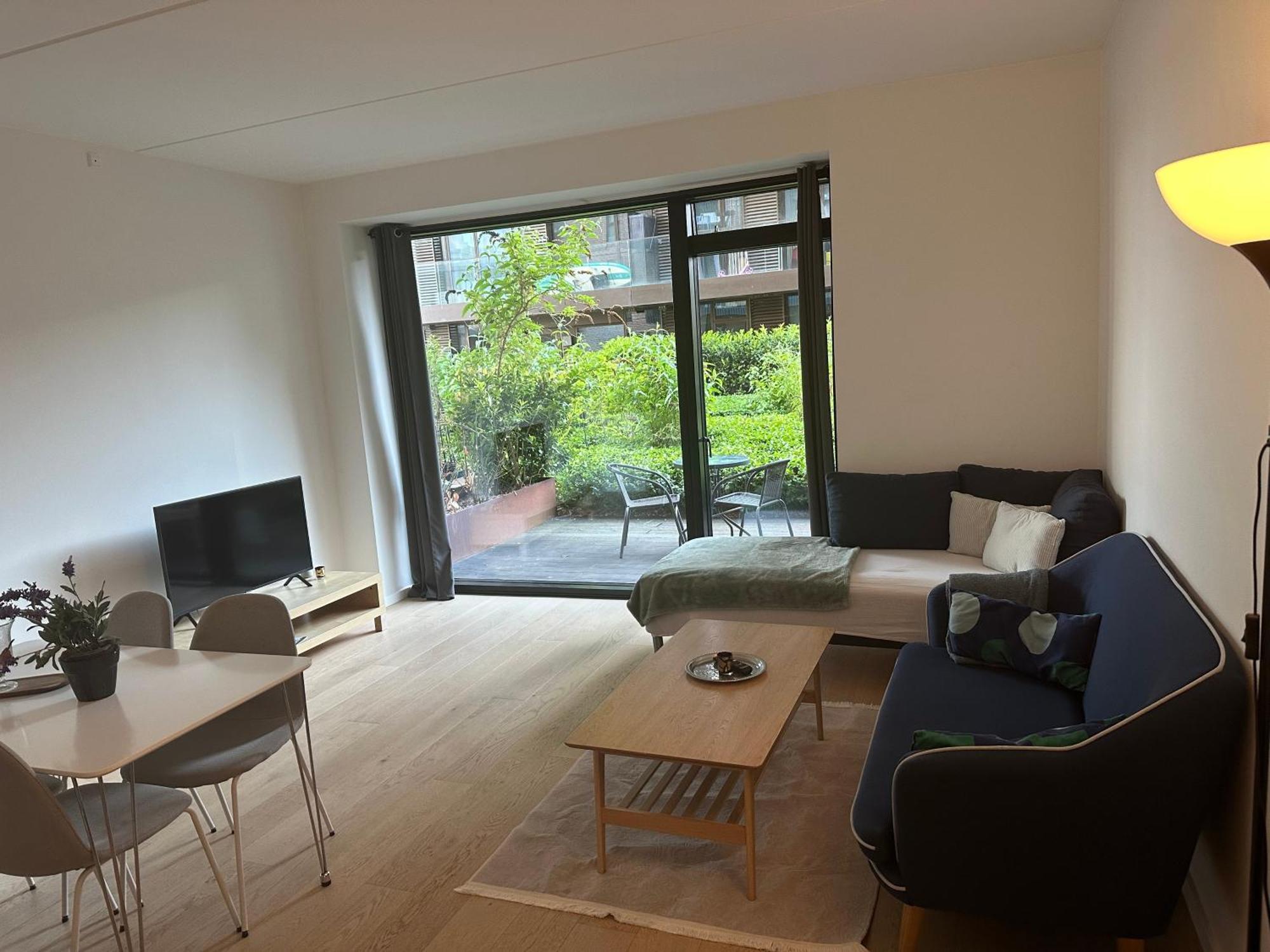 Lejlighed 72m2 New Close To The And Waterview